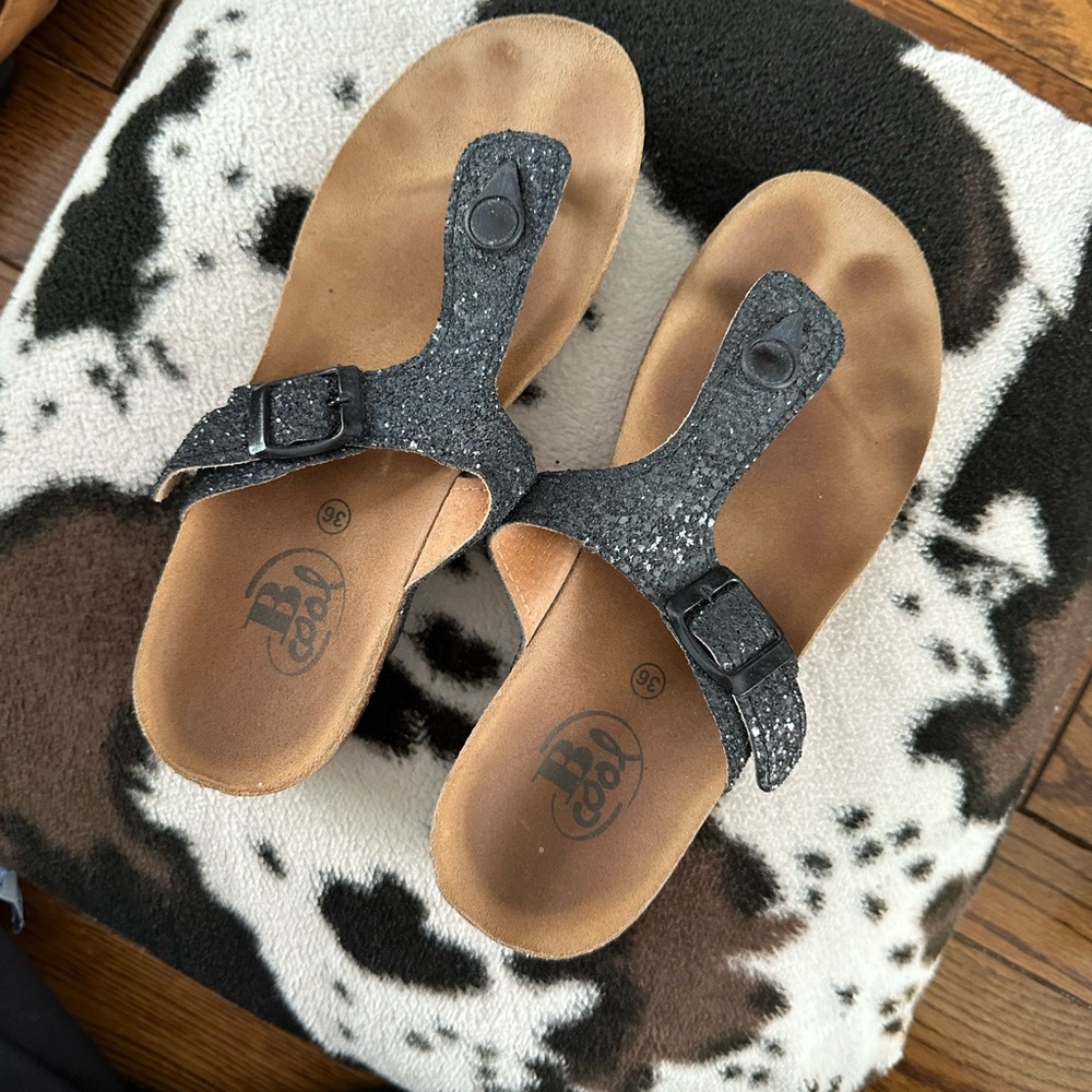 Women's Black Sandals